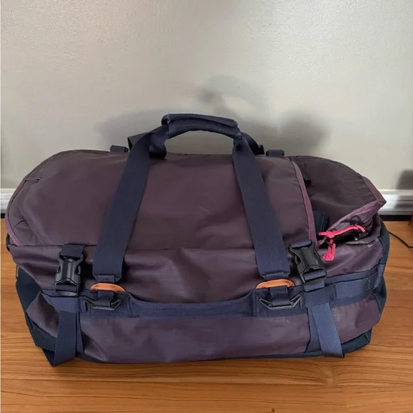 REI Purple and Navy Duffel Bag / Backpack - Picture 8 of 9
